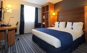 Holiday Inn Express Nuneaton