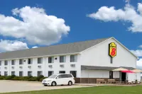 Super 8 by Wyndham Bethany MO