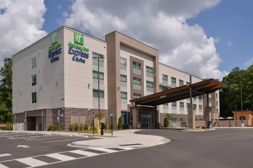 Holiday Inn Express & Suites CHARLOTTE - BALLANTYNE by IHG