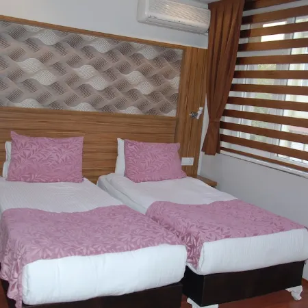 Göznur Hotel