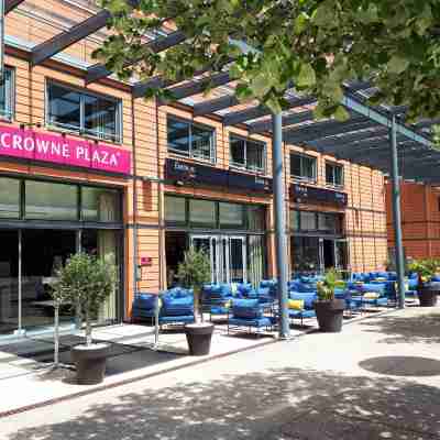 Crowne Plaza Lyon - Cite Internationale Hotel Exterior