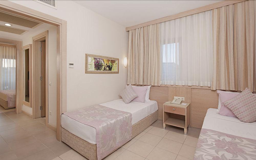 Can Garden Resort