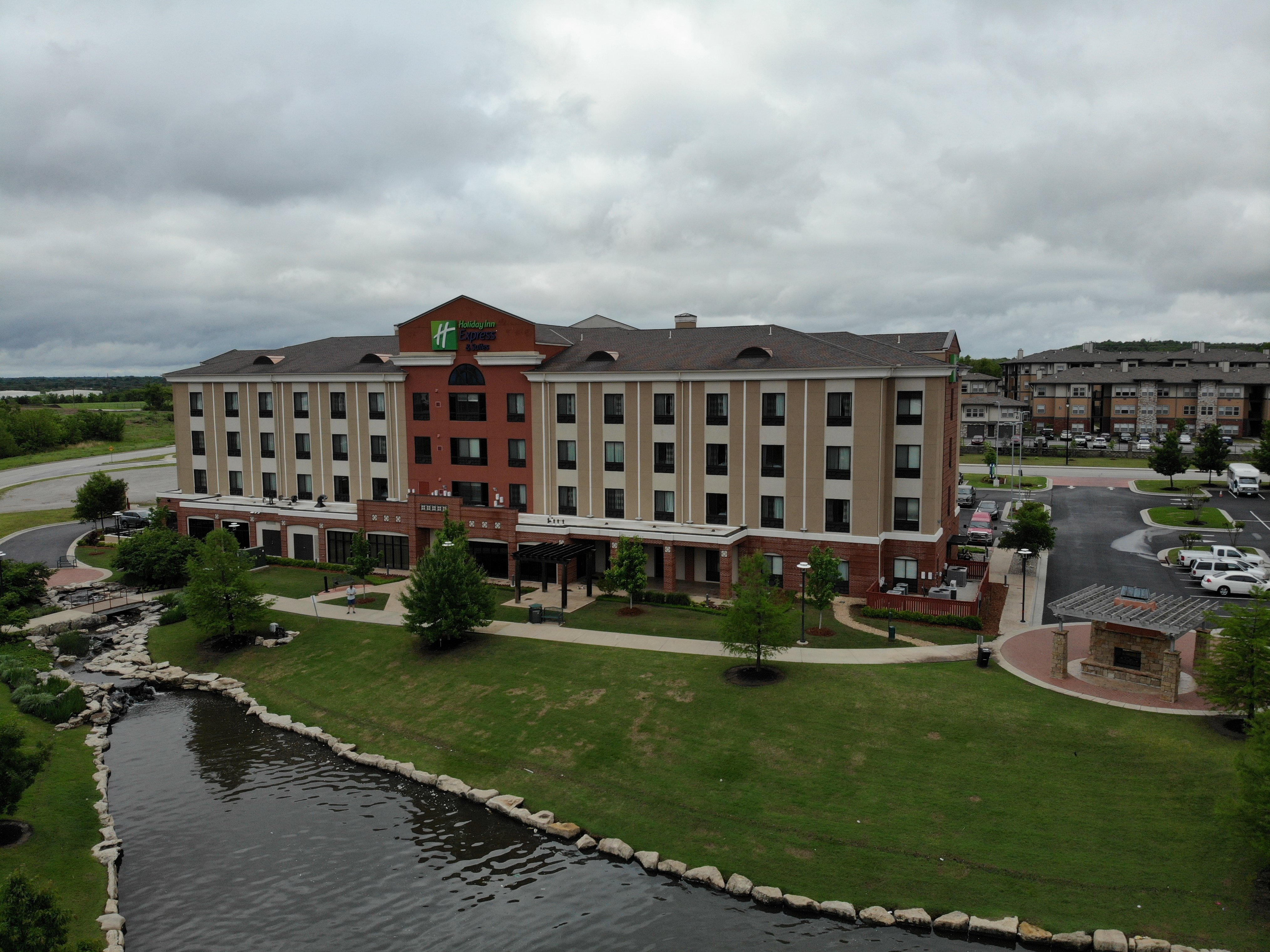 Holiday Inn Express & Suites Glenpool, an Ihg Hotel