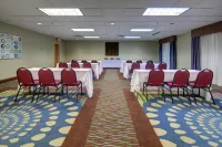 Holiday Inn Express & Suites Emporia Hotels in Emporia