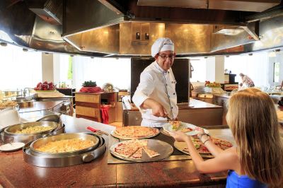 Restaurant Club Mac - All Inclusive Family Resort Photo