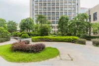 Vienna International Hotel  (Nansha Passenger Port Station Tianhou Palace)