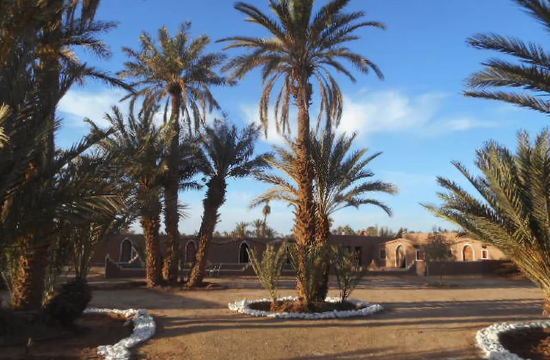 Carrefour des Nomades - Évaluations de l'hôtel étoiles à Kasr Bounou