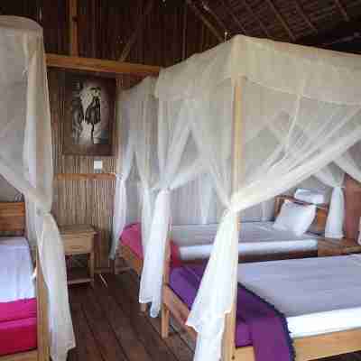 Sahorana Lodge Rooms