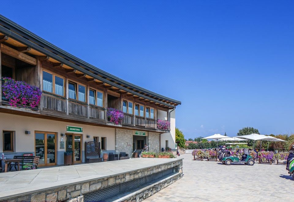 Active Hotel Paradiso & Golf-Castelnuovo del Garda Updated 2023 Room  Price-Reviews & Deals | Trip.com