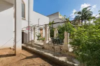 Palazzo Piccinno Hotels near F.lli De Blasi S.r.l.