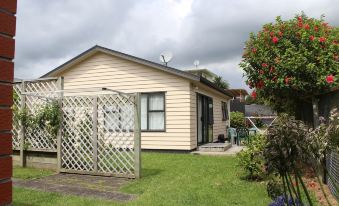 Our Beach House - Raglan West