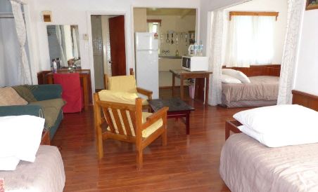 The Friendly Islander - Housity