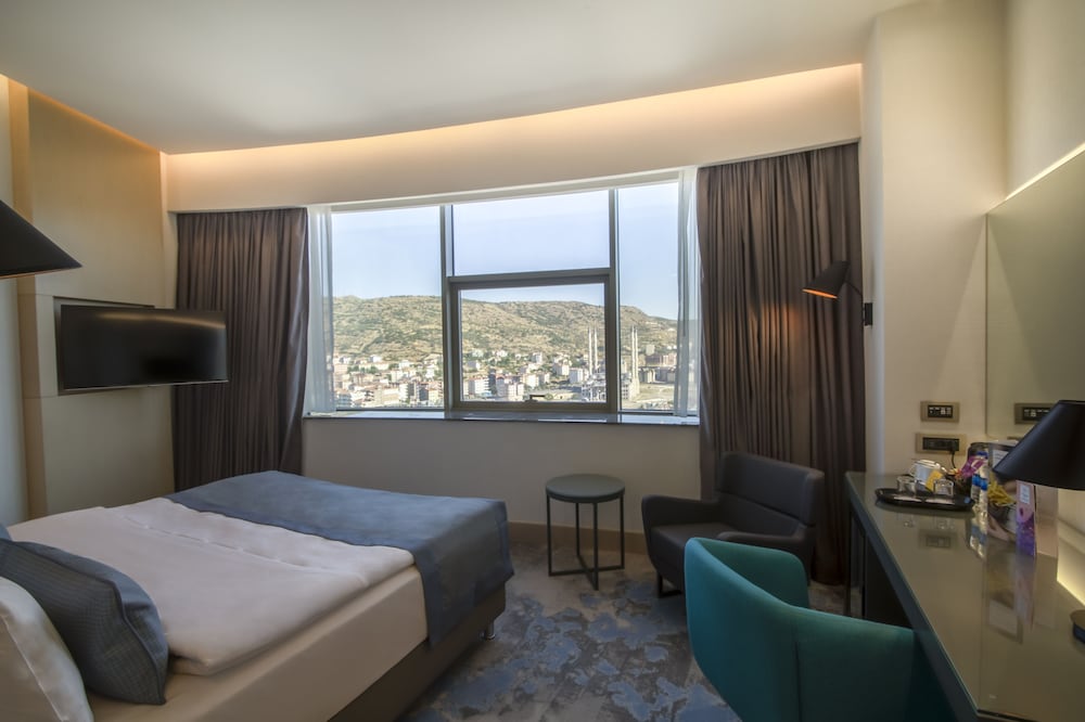 Crowne Plaza Cappadocia - Nevsehir, an Ihg Hotel