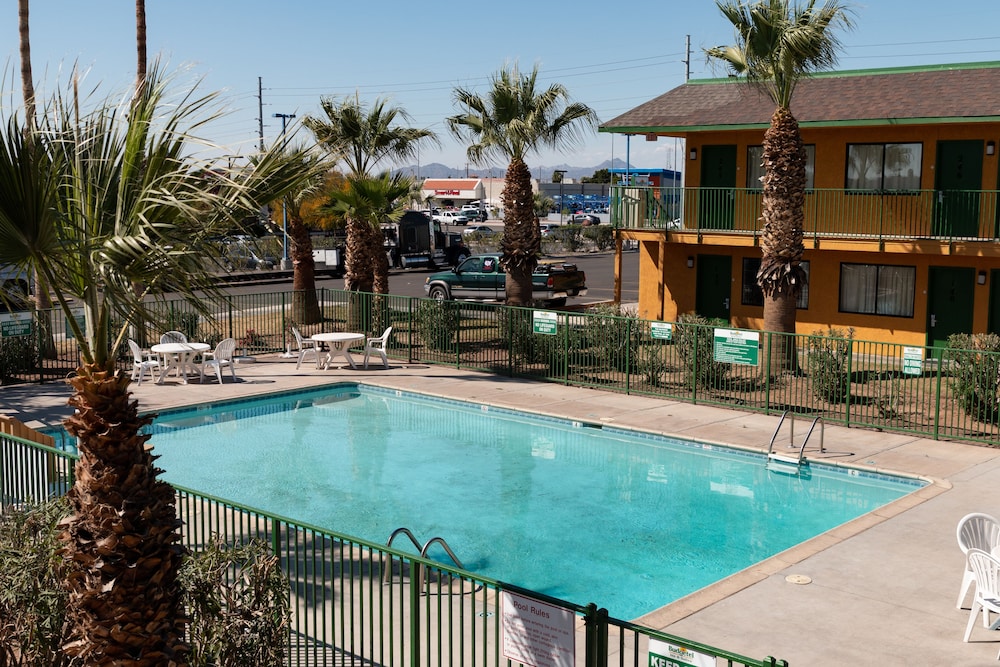 Budgetel Inn & Suites Yuma