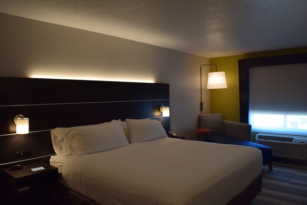 Holiday Inn Express Hotel & Suites Sparta, an Ihg Hotel