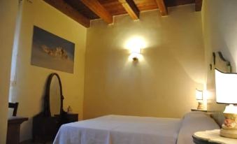 Palazzo Madeo - Residenza d'Epoca - Housity