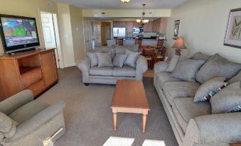 Malibu Pointe - 1205 - 3 Br Home