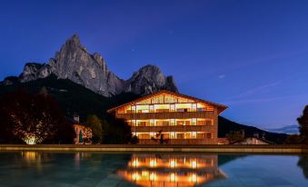 Artnatur Dolomites Hotel & Spa