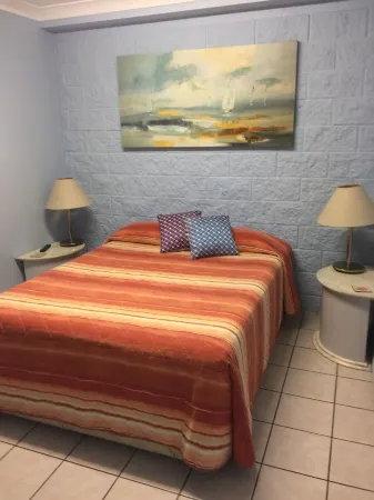 Westside Tavern & Motel