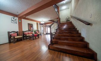 Hotel Casa Blanca Antigua Guatemala - Housity