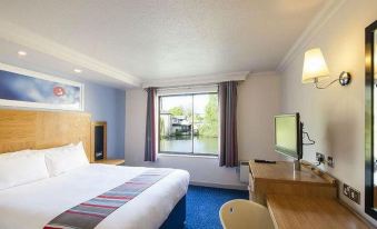 Travelodge Bath Waterside