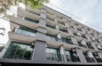 Nidhra Các khách sạn ở 
