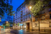 Hôtel Sanso by HappyCulture Hotel dekat Parc de Bercy