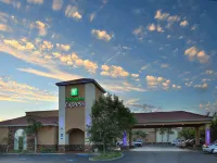 Holiday Inn Express Oakdale