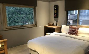 Jiufen Happyland B&B