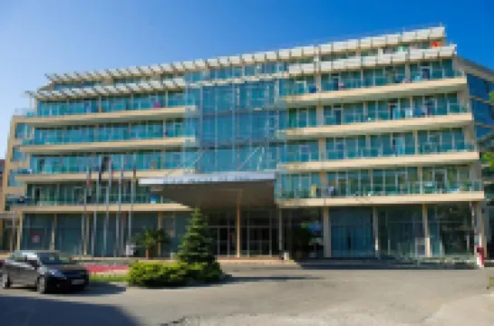 Ivana Palace Hotel - Free Parking