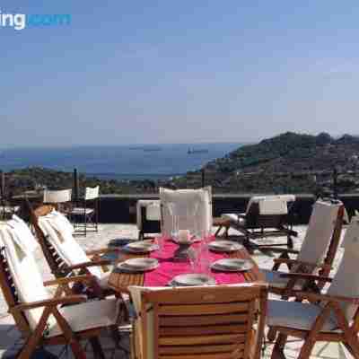 Saronic Citadel Seaside Villa Dining/Meeting Rooms