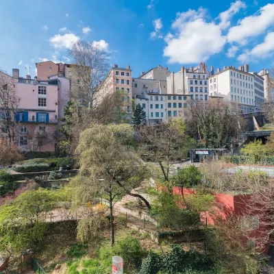 Slo Lyon les Pentes Hotels near Lyon Cathedral