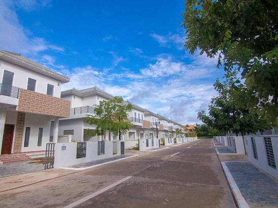 Melbourne Residence シェムリアップ 宿泊予約 安い料金プラン 口コミ 部屋写真 Trip Com