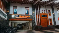 Tirtasari Nice Guest House Hotels near Gedung Rektorat UPI, ISOLA