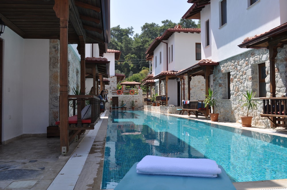 Susam Suites Hotel