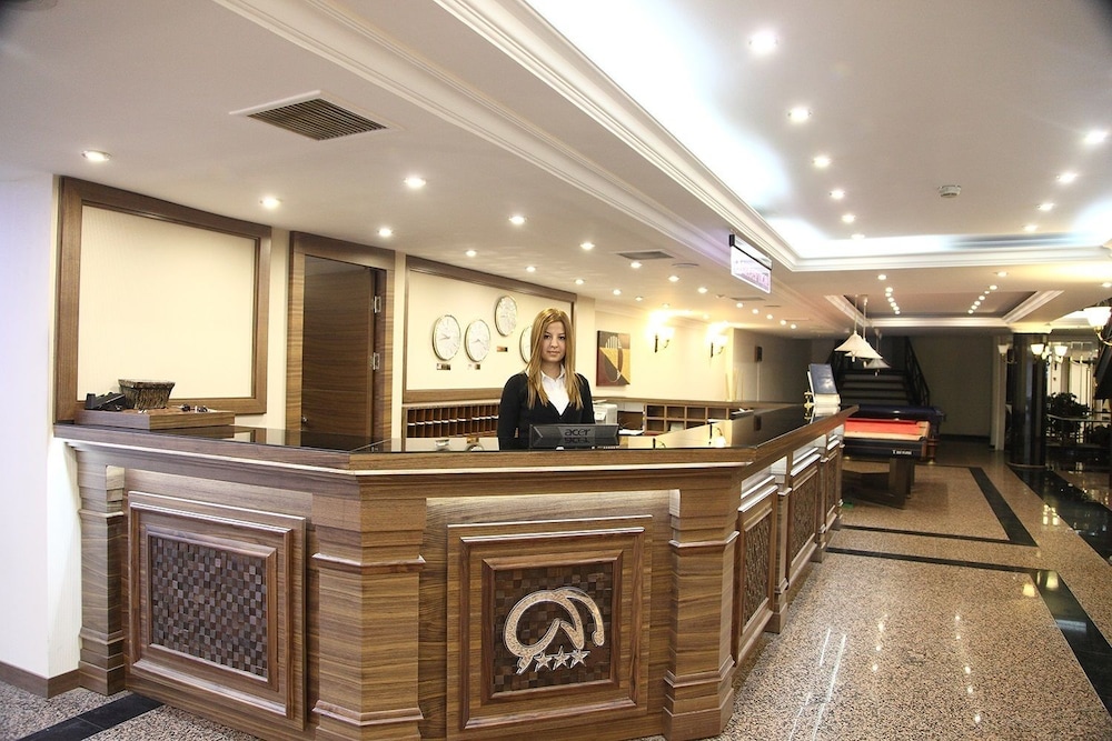 Mcg Cakmak Marble Hotel