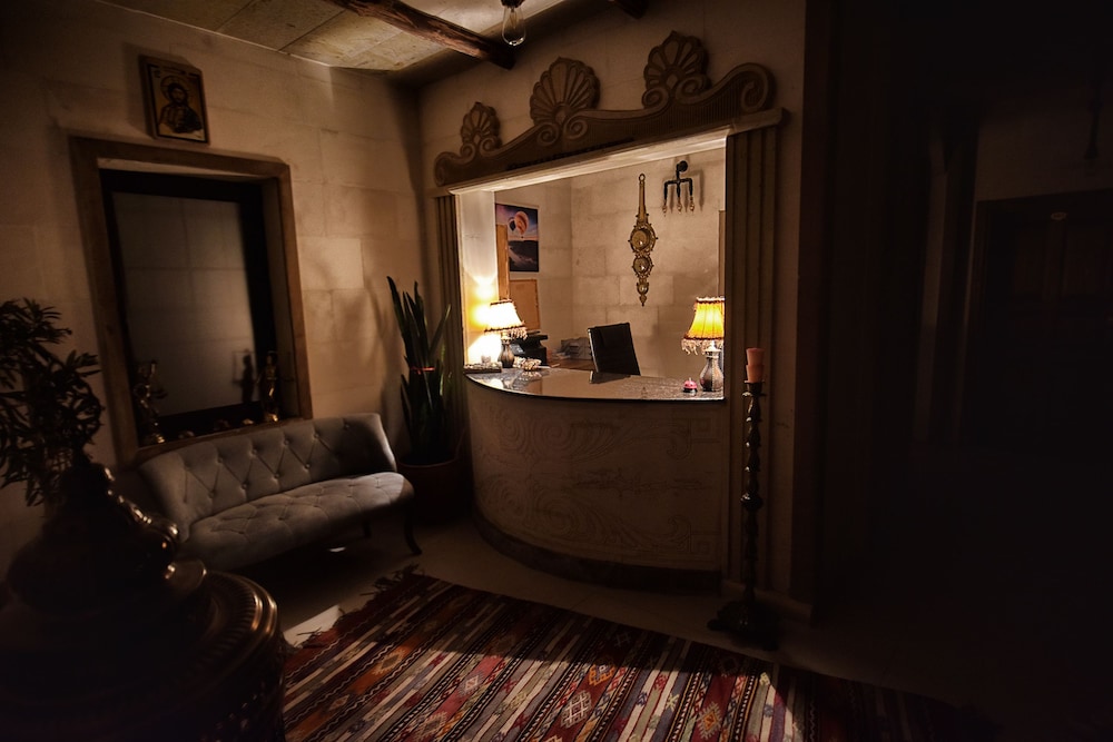 El Nazar Stone Suite