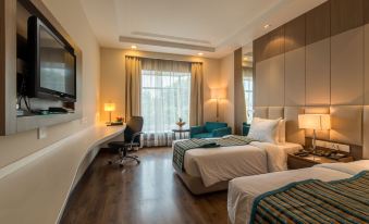 Howard Plaza the Fern, Agra