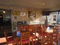 Super 8 by Wyndham Waldorf - breakfast