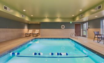 Holiday Inn Express & Suites Salem North - Keizer