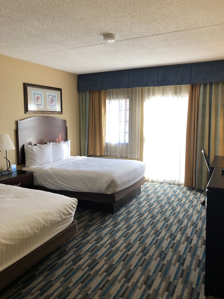 Days Hotel by Wyndham Mesa Near Phoenix