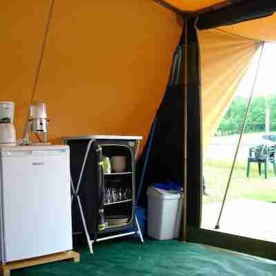 Camping La Croix Badeau Tentes équipées Rooms