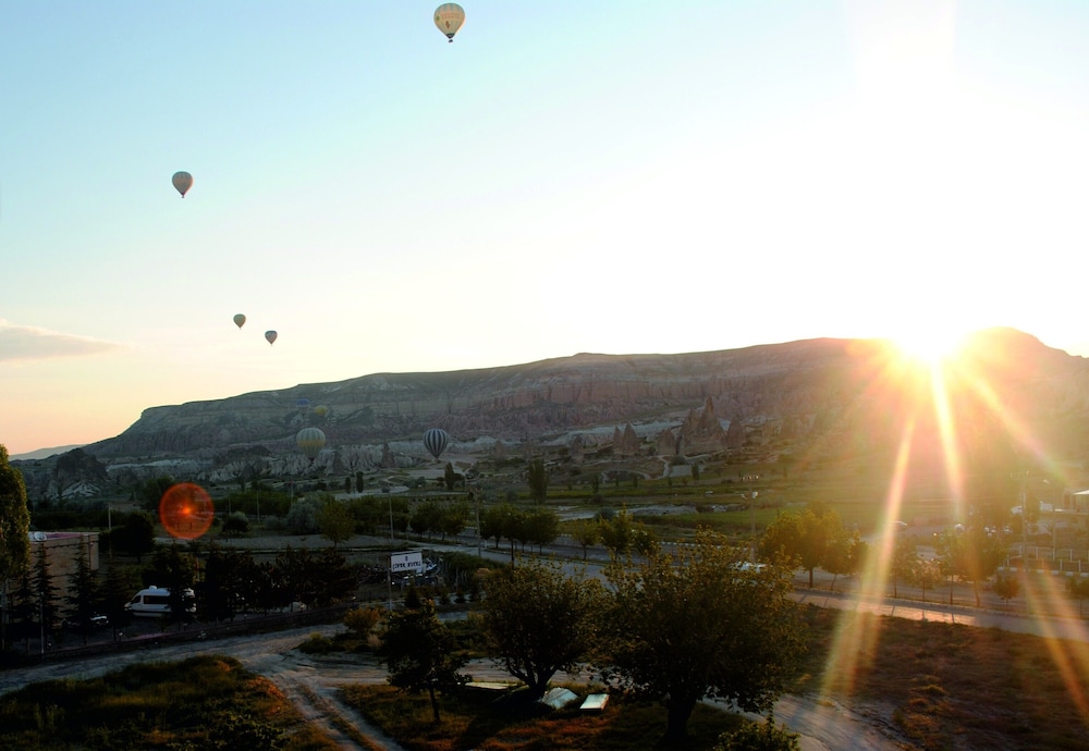 Sun Rise View Hotel