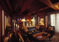 The Leela Palace Bengaluru - 5-Star