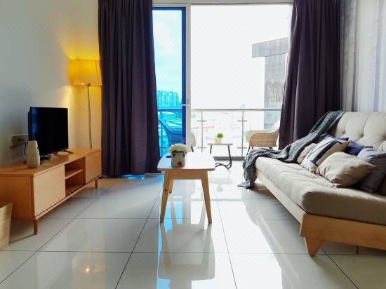 Teiw Family Homestay Skypod Residence Puchong Petaling 2021 Room Price Deals Review Trip Com