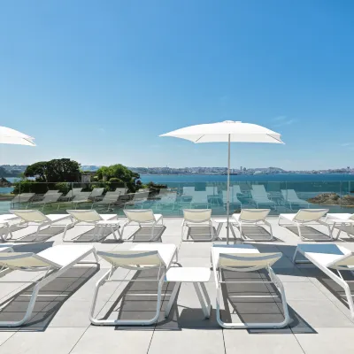 Noa Boutique Hotel Отели рядом с достопримечательностью «Куль­тур­но-раз­вле­ка­тель­ный центр «Колизей» в Ла-Корунье»