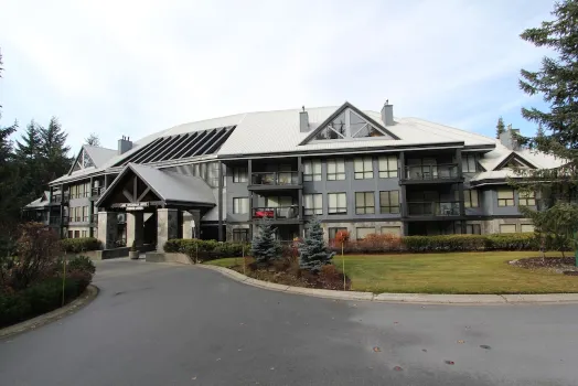 Powderhorn Condos by Whistler Retreats Hotels near Fairmont Chateau Whistler Golf Club