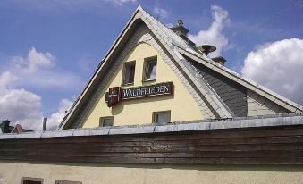 Pension & Gaststätte Zum Waldfrieden