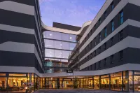 Holiday Inn - the niu, Mesh Stuttgart Messe Hotel dekat Feuerwehrmuseum Stuttgart