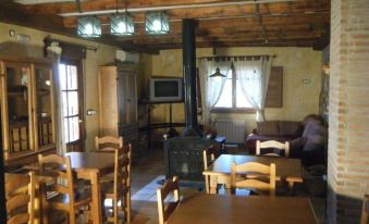 Casa Tematica Rural Colada de Peñarroya - Housity